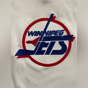 Winnipeg Jets Men’s XL White Vintage 1990s Hockey Jersey NHL CCM READ